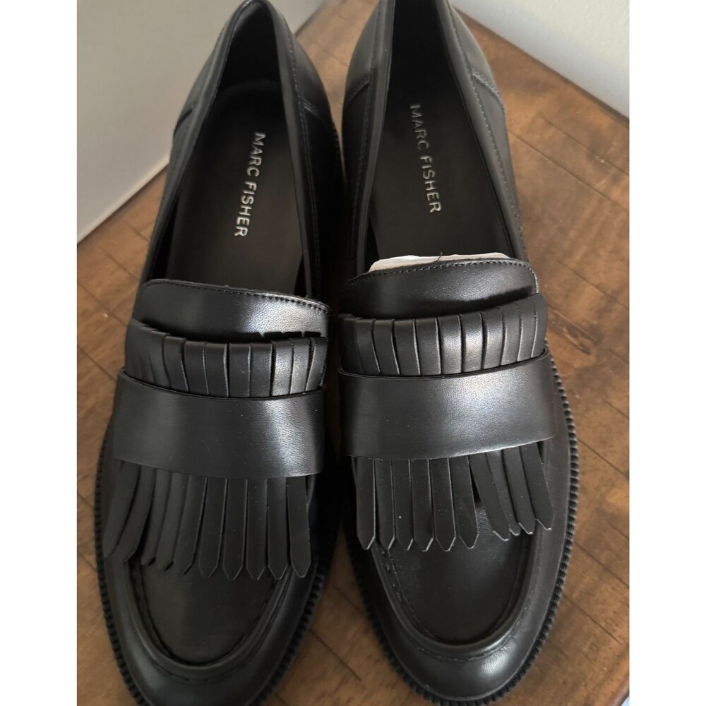 Marc Fisher Black Chunky Loafers Fringe Preppy Academia Goth Women's 10M